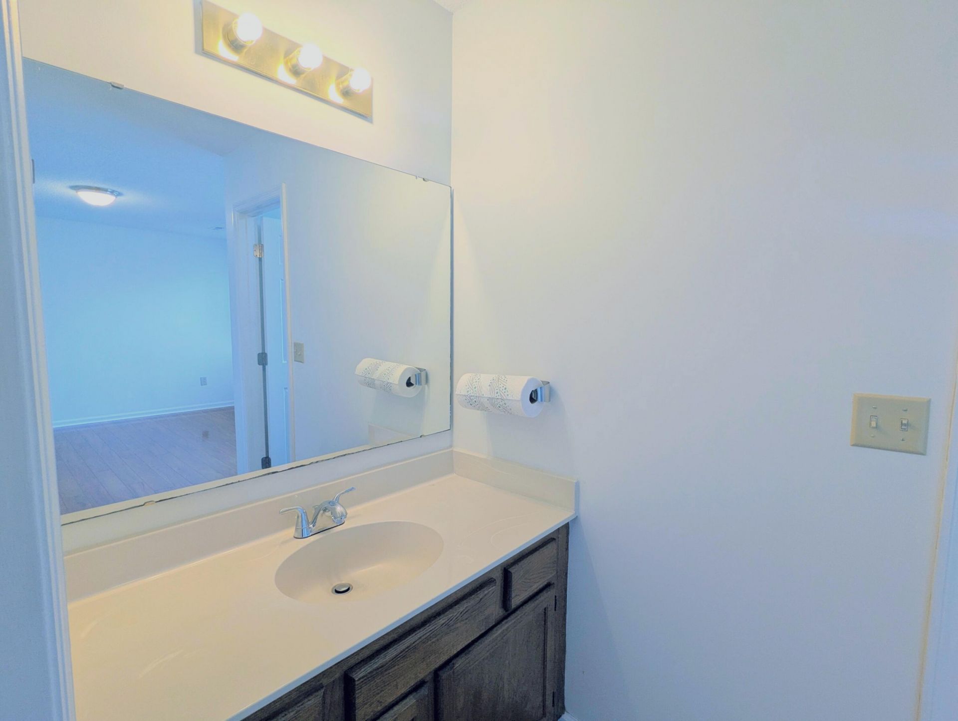 105 Parish Parc Drive Photo 13