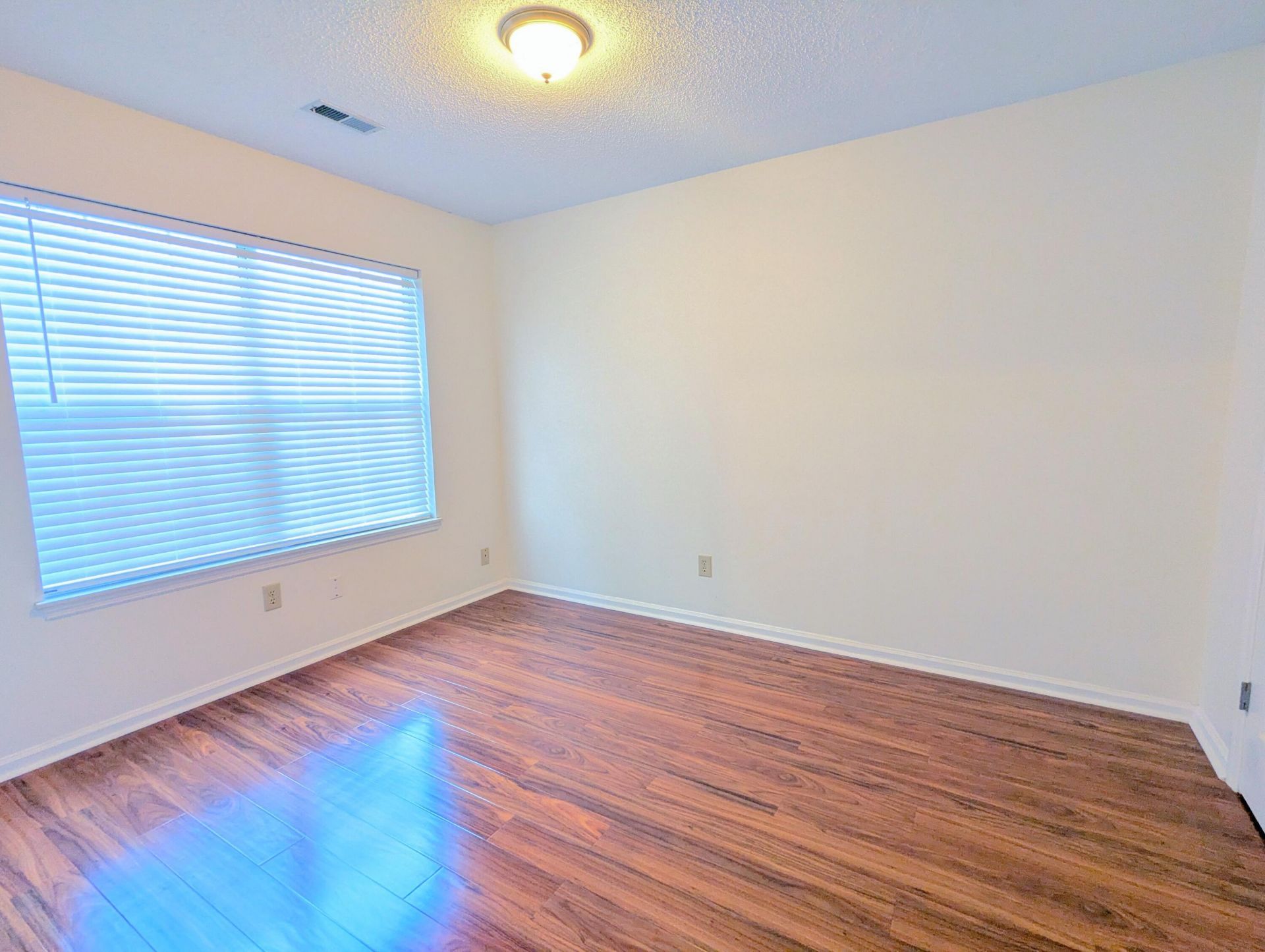 105 Parish Parc Drive Photo 17