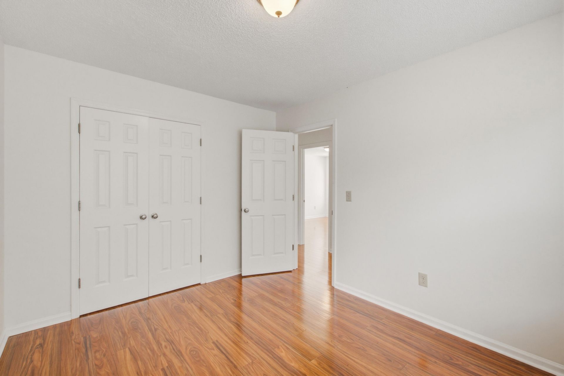 105 Parish Parc Drive Photo 18