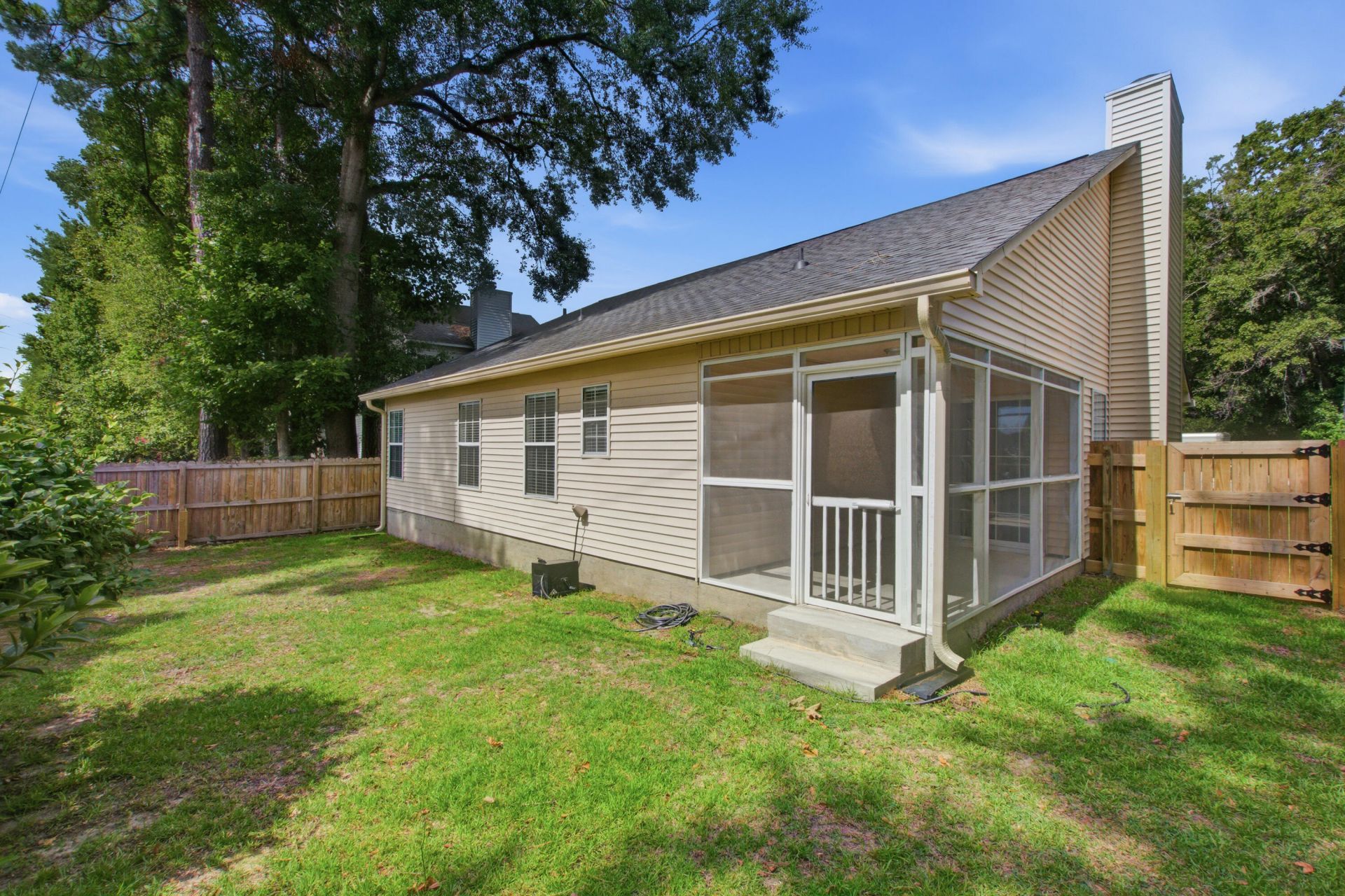 105 Parish Parc Drive Photo 25