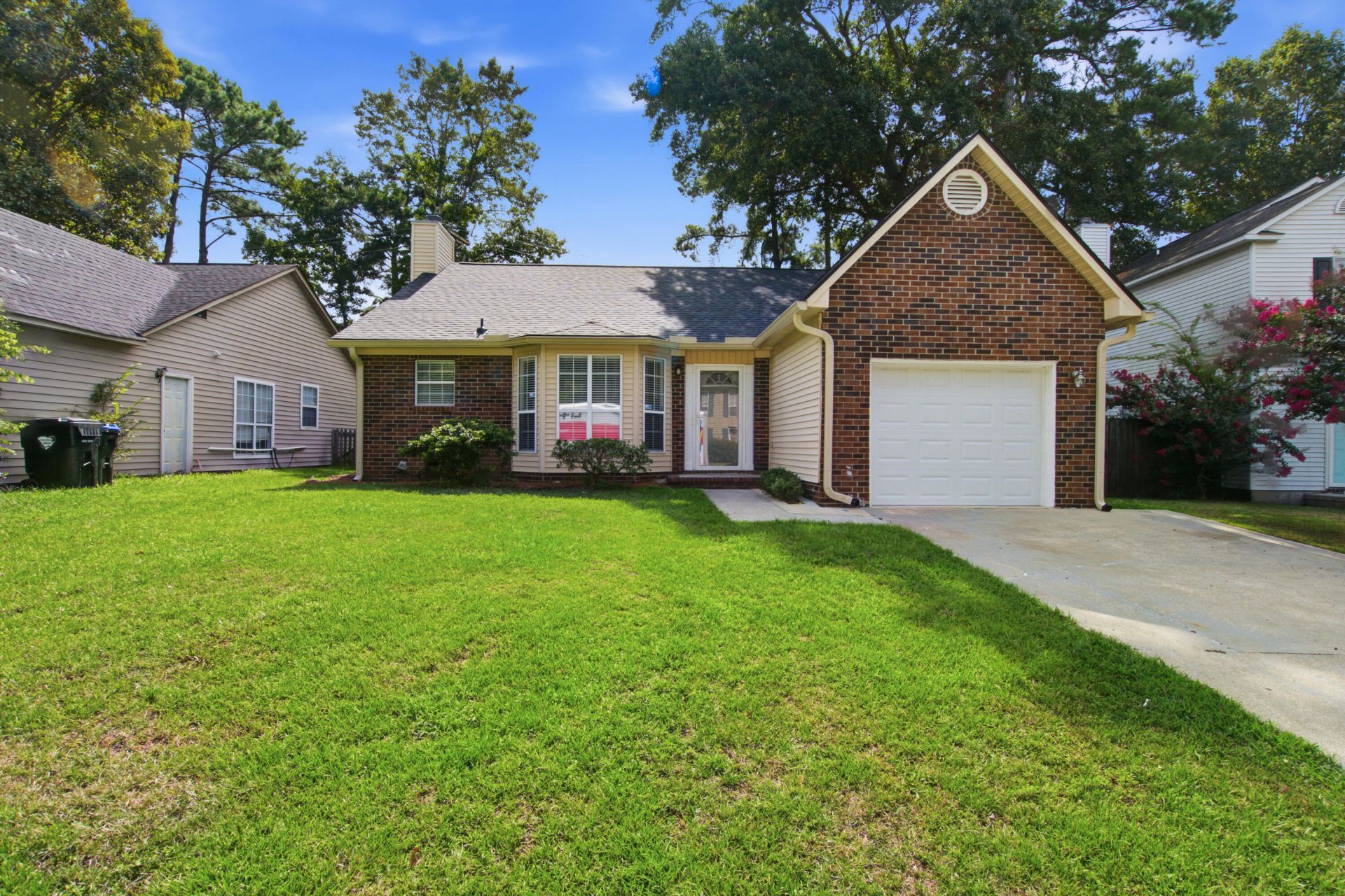 105 Parish Parc Drive Photo 28