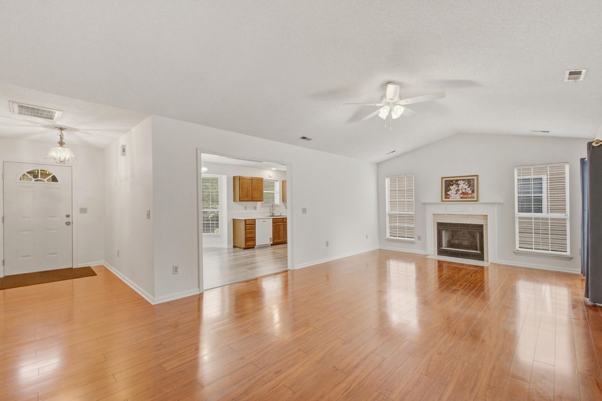 105 Parish Parc Drive Photo 4