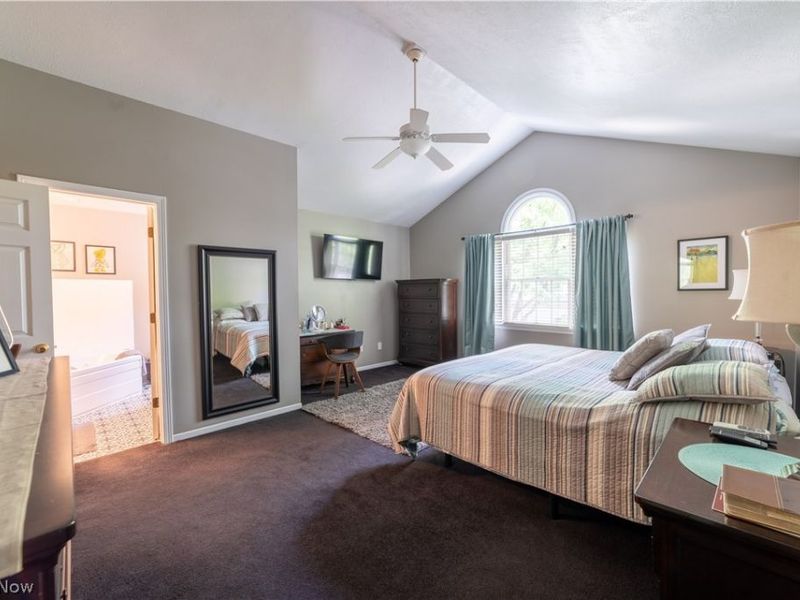 25 Fieldstone, Poland, OH 44514 Photo 16