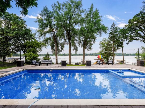 9934 199th Street W, Lakeville, MN 55044