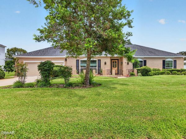 15 Oakmont Circle, Ormond Beach, FL 32174