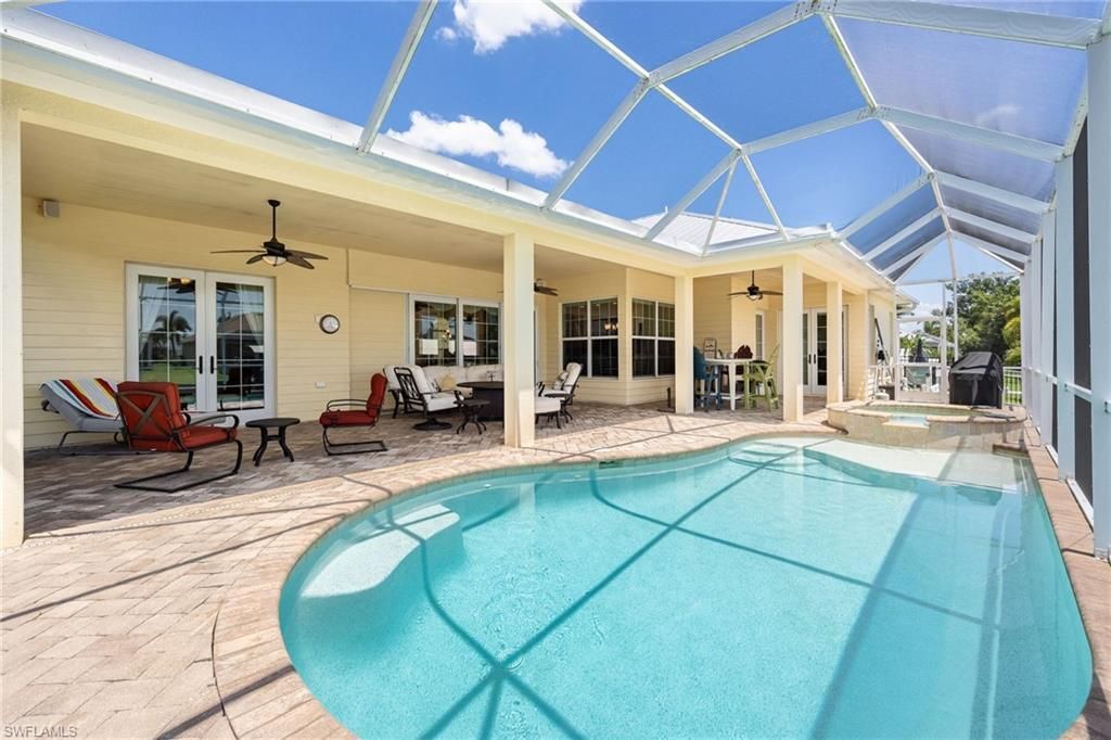 2213 SE 19th Ave, Cape Coral, FL 33990 Photo
