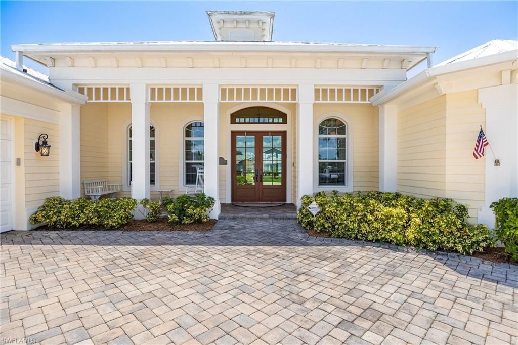 2213 SE 19th Ave, Cape Coral, FL 33990 Photo