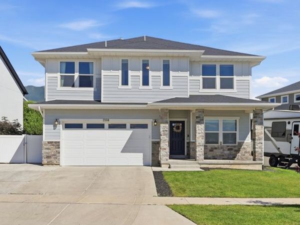 2104 E HERITAGE DR, Spanish Fork, UT 84660
