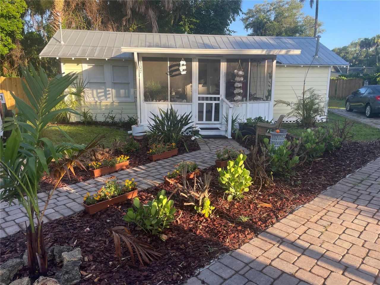 305 Mary Avenue , New Smyrna Beach, FL 32168 Photo