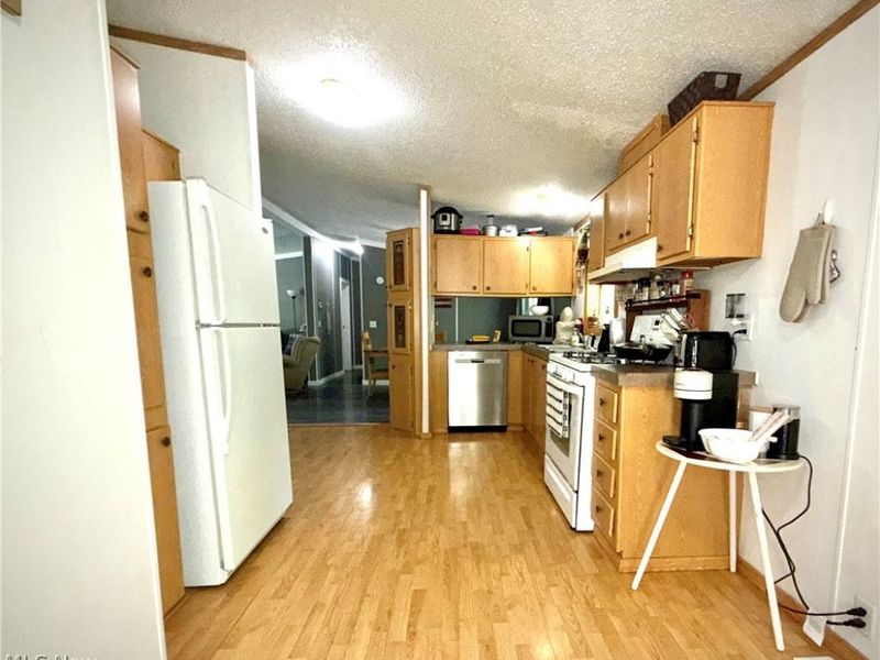 4648 Geauga Portage Easterly Road, West Farmington, OH 44491 Photo 10