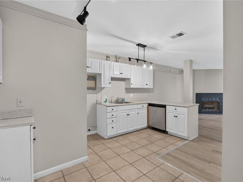 1900 Euclid Avenue, Unit 215, Cleveland, OH 44115 Photo 11