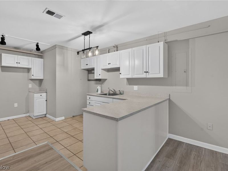 1900 Euclid Avenue, Unit 215, Cleveland, OH 44115 Photo 12