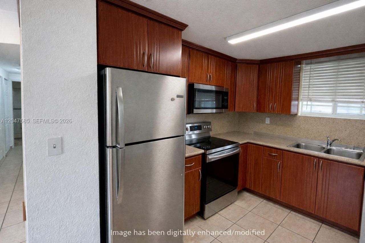 318 E 6th St , Unit 102, Hialeah, FL 33010 Photo