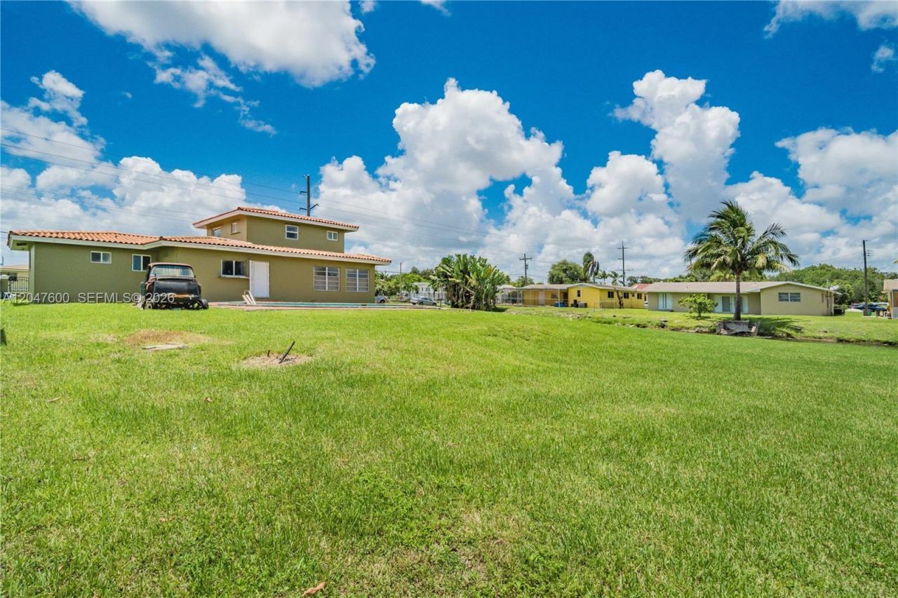 17135 NW 19th Ave , Miami Gardens, FL 33056 Photo