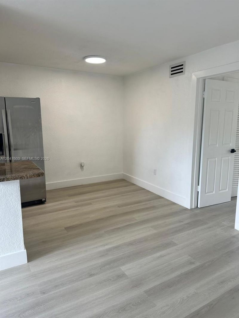 427 Santander Ave , Unit 205, Coral Gables, FL 33134 Photo