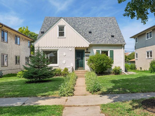2206 Arthur Street NE, Minneapolis, MN 55418
