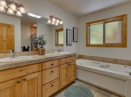 1130 Canterbury Drive, Kings Beach, CA 96143 Photo