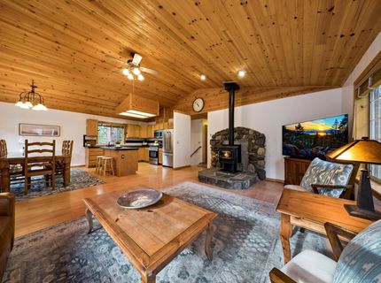 12849 Peregrine Drive , Truckee, CA 96161 Photo