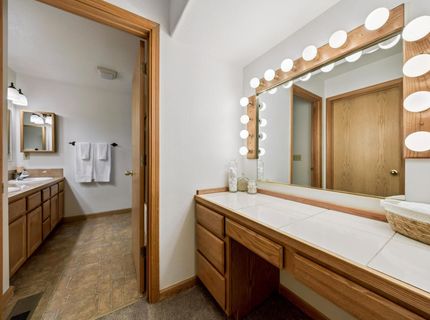 12849 Peregrine Drive , Truckee, CA 96161 Photo