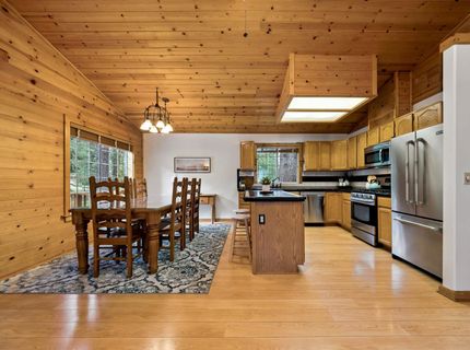 12849 Peregrine Drive , Truckee, CA 96161 Photo