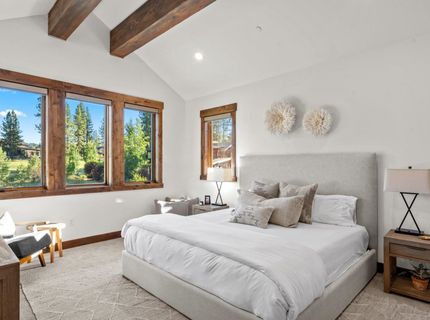 10129 Corrie Court , Truckee, CA 96161 Photo