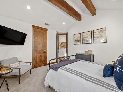 10129 Corrie Court , Truckee, CA 96161 Photo