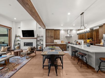 10129 Corrie Court , Truckee, CA 96161 Photo