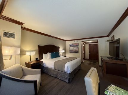 400 Squaw Creek Road, Unit #425, Olympic Valley, CA 96146 Photo