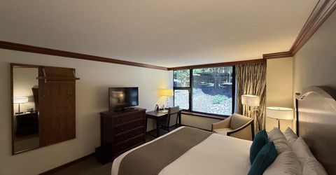 400 Squaw Creek Road, Unit #425, Olympic Valley, CA 96146 Photo