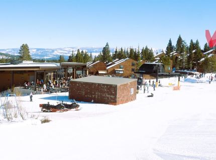 11723 Snowpeak Way , Unit #567, Truckee, CA 96161 Photo