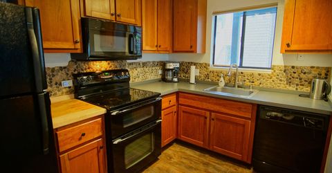 11723 Snowpeak Way , Unit #567, Truckee, CA 96161 Photo