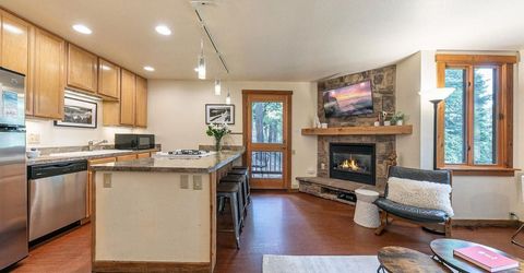 4065 Coyote Fork , Truckee, CA 96161 Photo