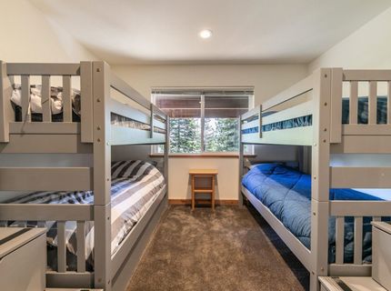 12983 Stockholm Way, Truckee, CA 96161 Photo