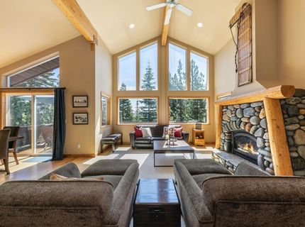 12983 Stockholm Way, Truckee, CA 96161 Photo