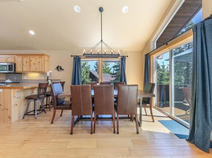 12983 Stockholm Way, Truckee, CA 96161 Photo