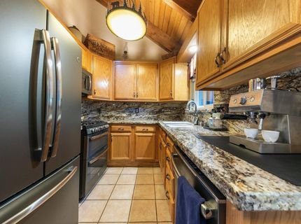 10380 Washoe Road , Truckee, CA 96161 Photo