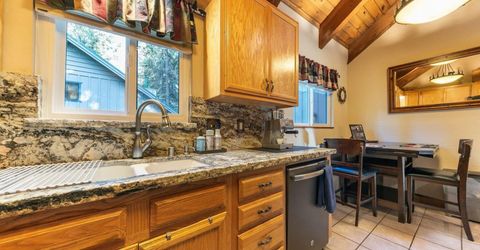 10380 Washoe Road , Truckee, CA 96161 Photo