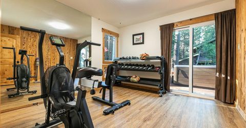 10380 Washoe Road , Truckee, CA 96161 Photo