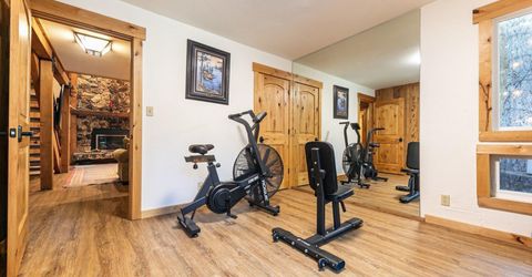 10380 Washoe Road , Truckee, CA 96161 Photo