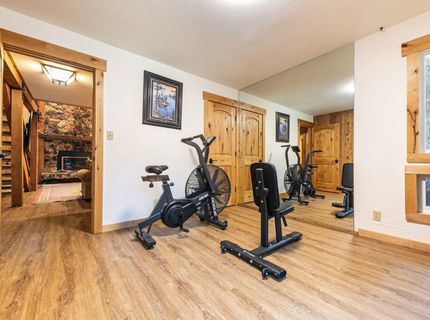 10380 Washoe Road , Truckee, CA 96161 Photo
