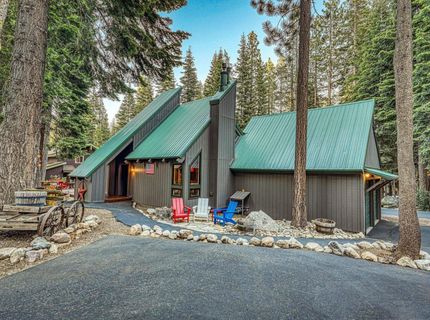 10380 Washoe Road , Truckee, CA 96161 Photo
