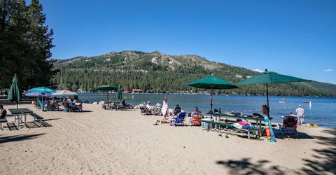 10380 Washoe Road , Truckee, CA 96161 Photo