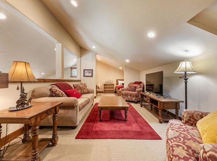 14141 Tyrol Road, Truckee, CA 96161 Photo
