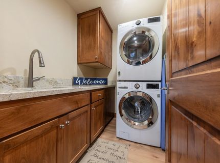 14141 Tyrol Road, Truckee, CA 96161 Photo