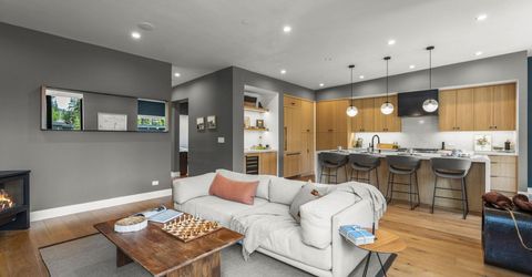 300 Palisades Circle , Olympic Valley, CA 96146 Photo
