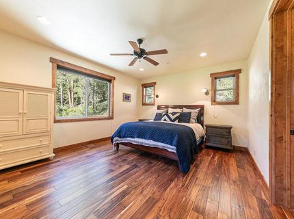 8520 River Road , Truckee, CA 96161 Photo