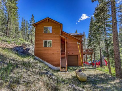 8520 River Road , Truckee, CA 96161 Photo