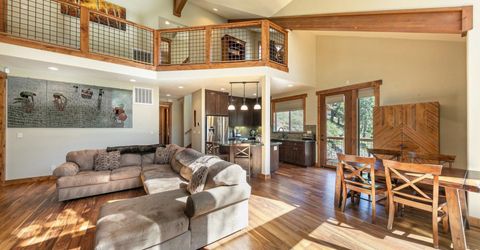 8520 River Road , Truckee, CA 96161 Photo