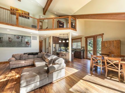 8520 River Road , Truckee, CA 96161 Photo