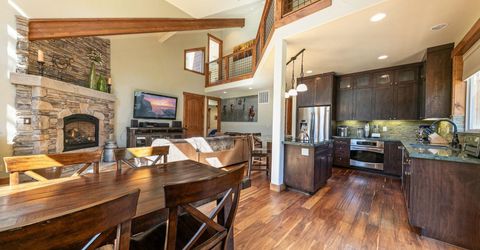 8520 River Road , Truckee, CA 96161 Photo